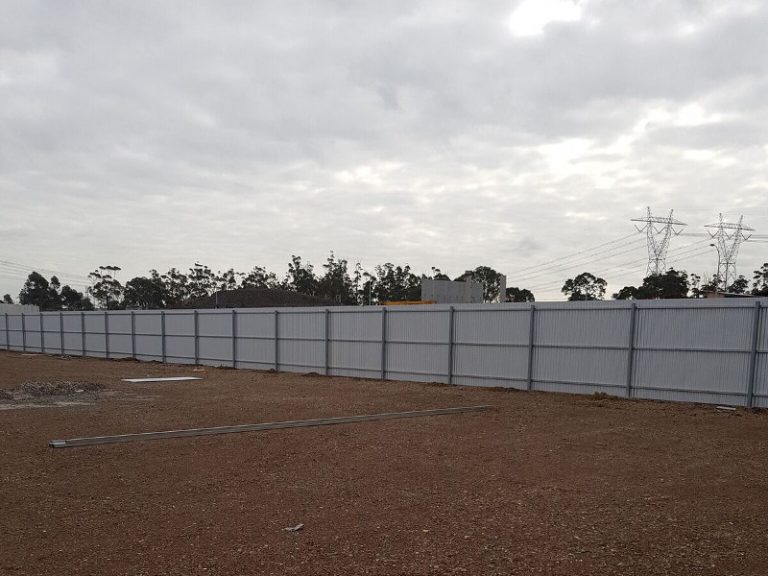 corrogated zinc sheet fence car yard south morang melbourne