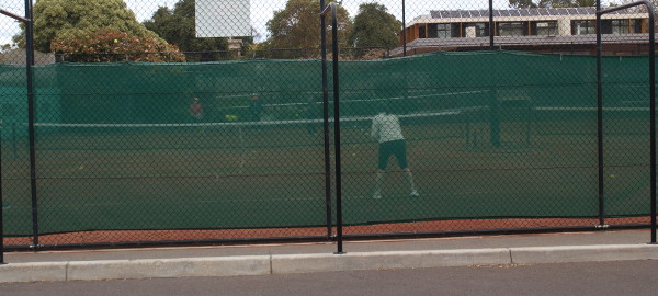chainmesh fence melbourne tennis court