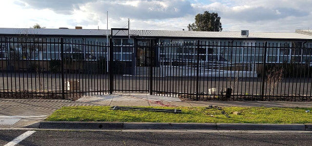 school fence melbourne university park primary school